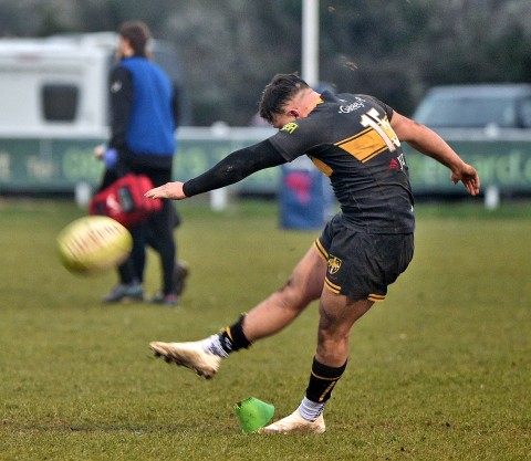 Esher vs Rosslyn Park Match Report, Saturday 9th March 2019 written by Phil Wigley, photographic credit to Leo Wilkinson